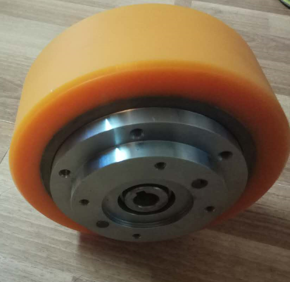 減速機一體式驅動輪