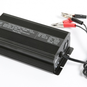 L500CM-24 鋰電池智能充電器,AGV充電器,適用于7節(jié) 25.9V鋰電池