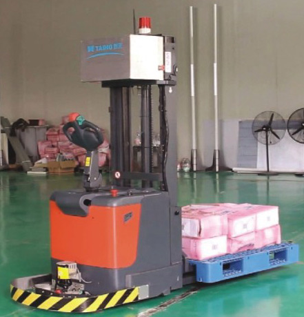 泰禾光電叉車型AGV