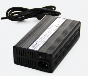 使用BMZ充電器進行智能充電
