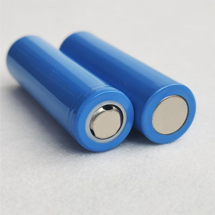 供應(yīng)---32140 3.2V 15Ah磷酸鐵鋰電池