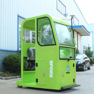 室外無(wú)人AGV牽引車(chē)