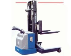 意大利阿曼尼(ARMANNI) 4VIE SL 155/30堆高機 4VIE SL 155/30