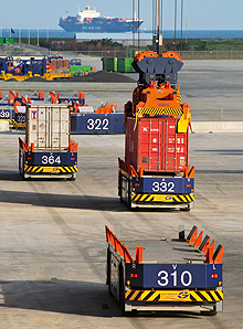 Terex 港口自動導向車